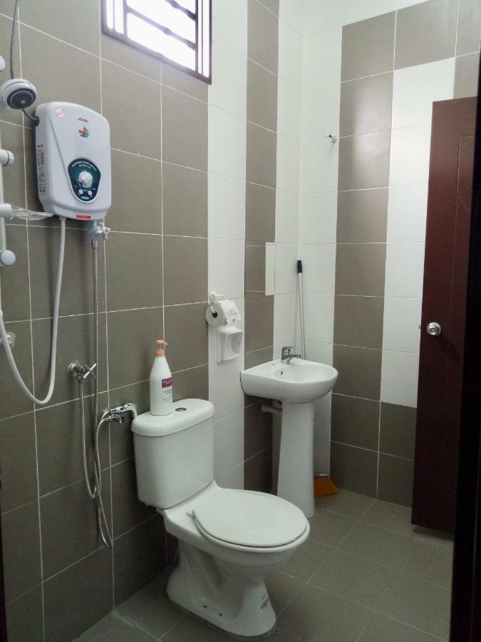 Kampar Sakura 3 Landed Villa Ngoại thất bức ảnh