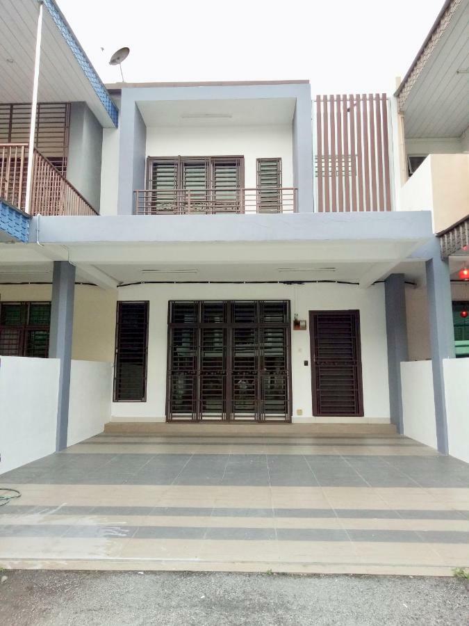 Kampar Sakura 3 Landed Villa Ngoại thất bức ảnh